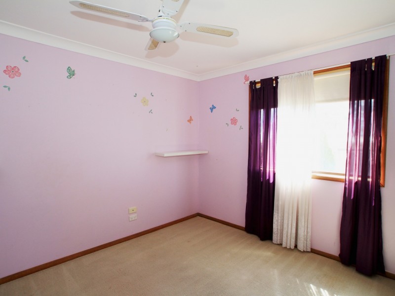 7 Lyons Road, Sussex Inlet NSW 2540