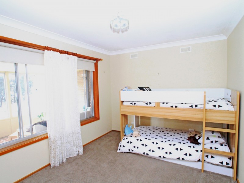 40 River Road, Sussex Inlet NSW 2540