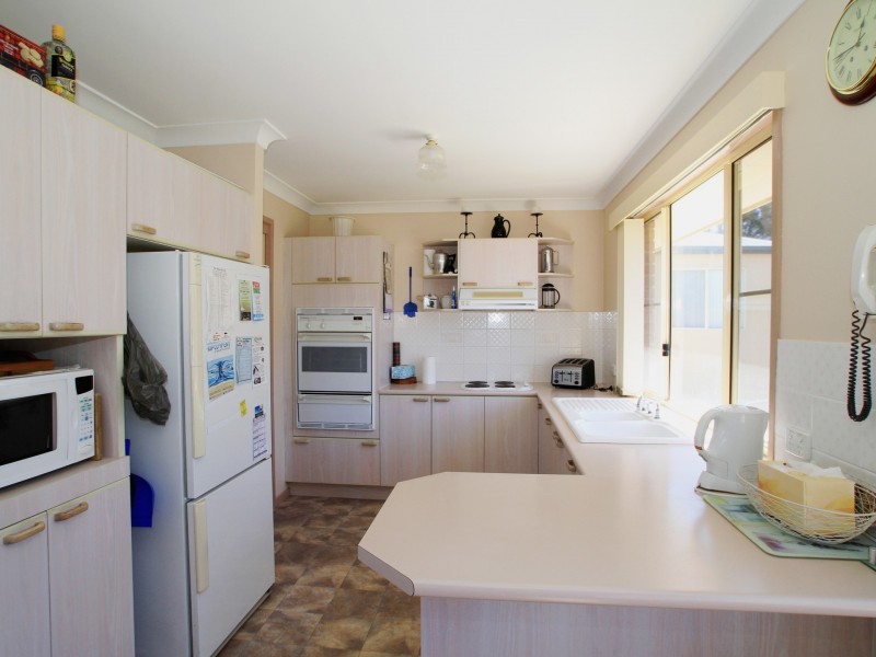 3 Beachway Avenue, Berrara NSW 2540