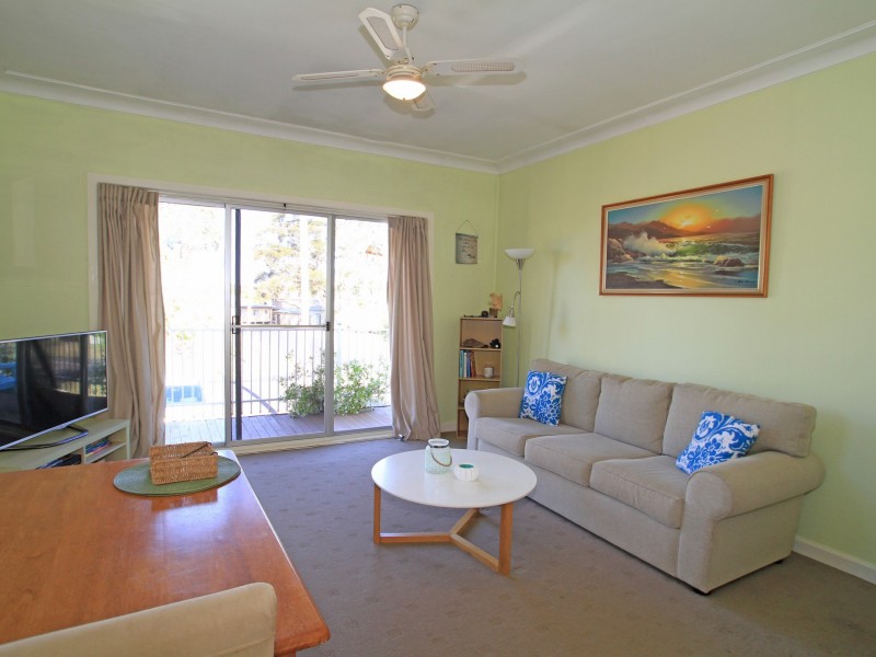 49 Government Road, Sussex Inlet NSW 2540