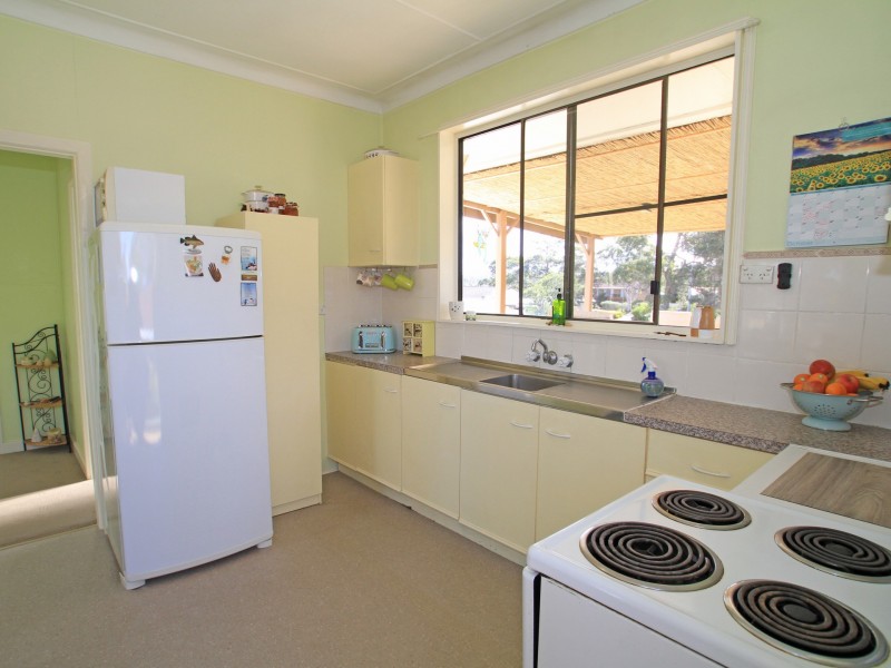 49 Government Road, Sussex Inlet NSW 2540