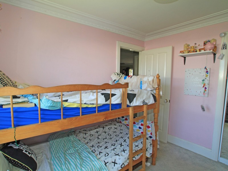 17 Lyons Road, Sussex Inlet NSW 2540