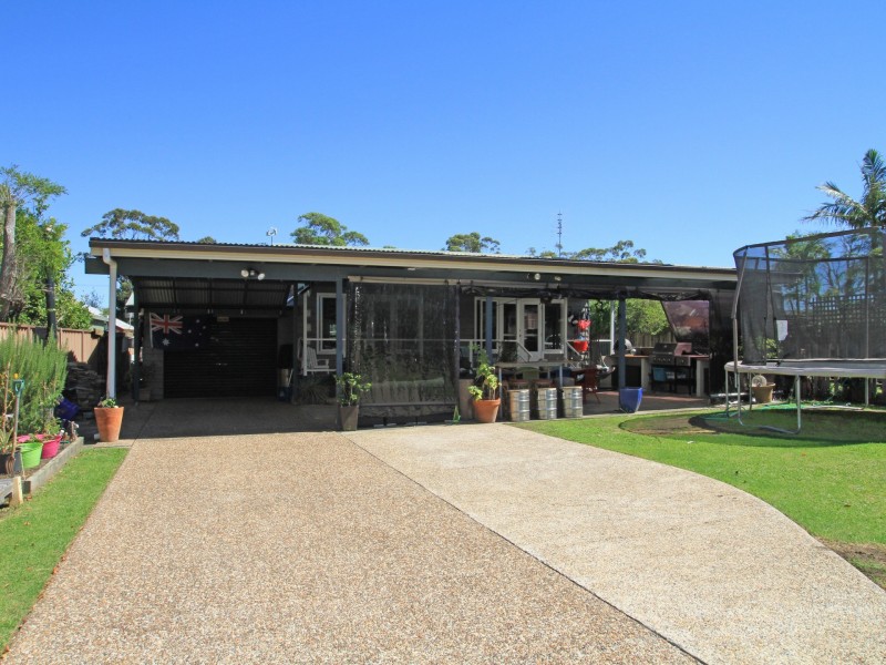 17 Lyons Road, Sussex Inlet NSW 2540