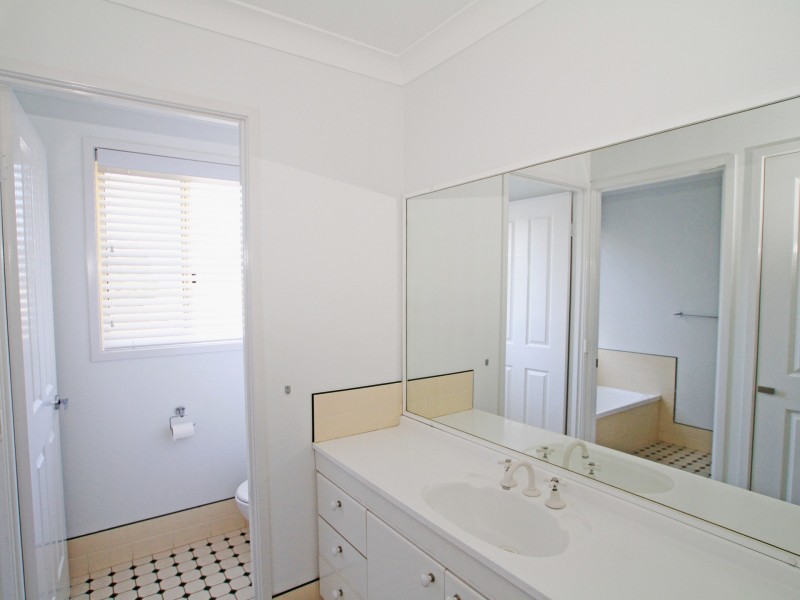 479 Sussex Inlet Road, Sussex Inlet NSW 2540