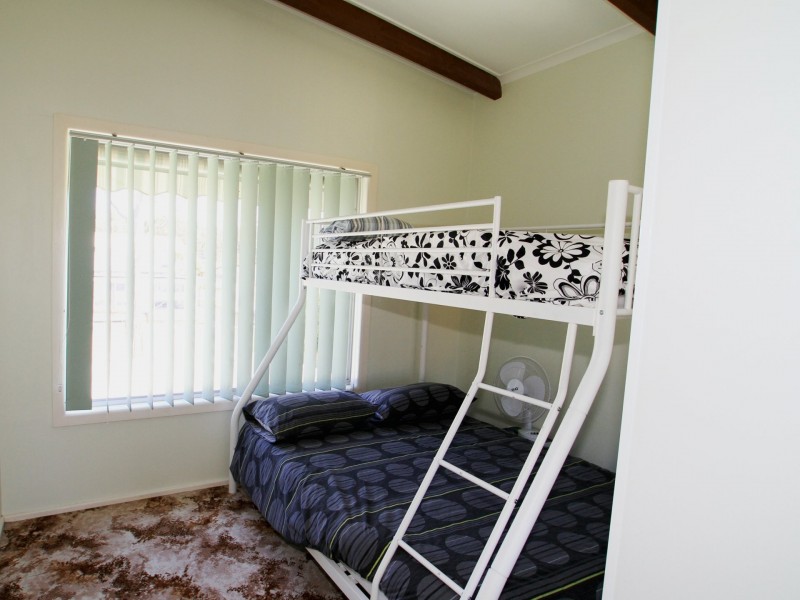 9 Voyager Avenue, Sussex Inlet NSW 2540