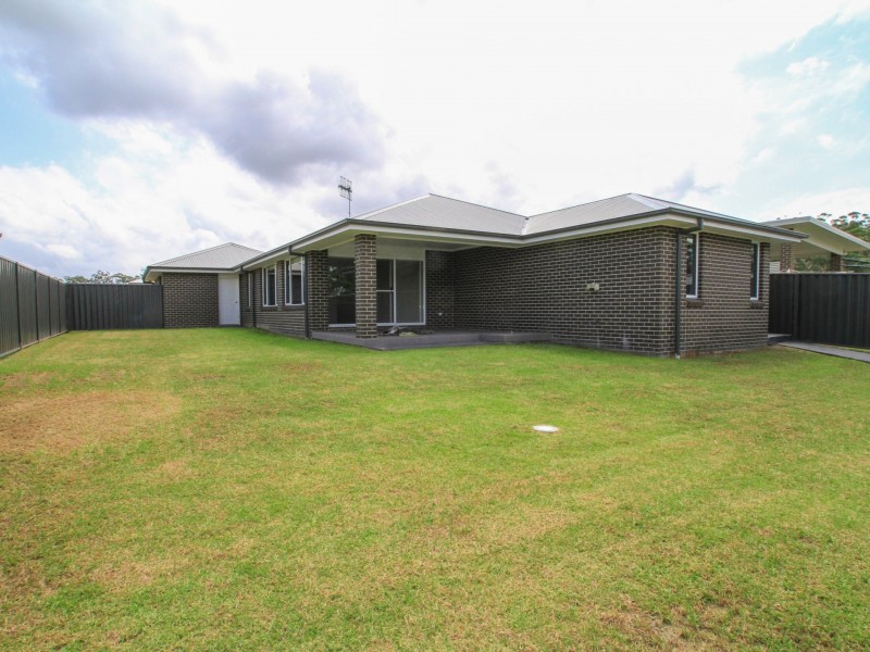 5 Chichester Road, Sussex Inlet NSW 2540