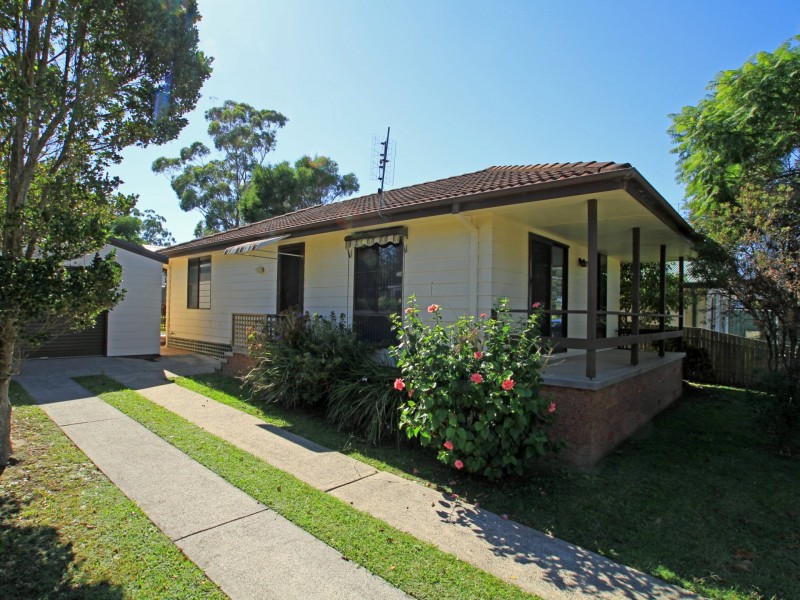 84 Suncrest Avenue, Sussex Inlet NSW 2540