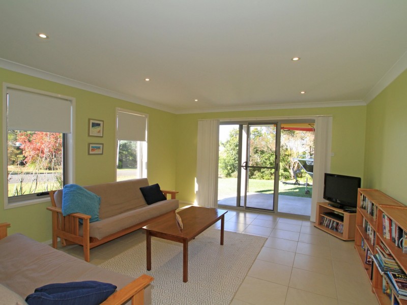 14 Sundowner Avenue, Berrara NSW 2540