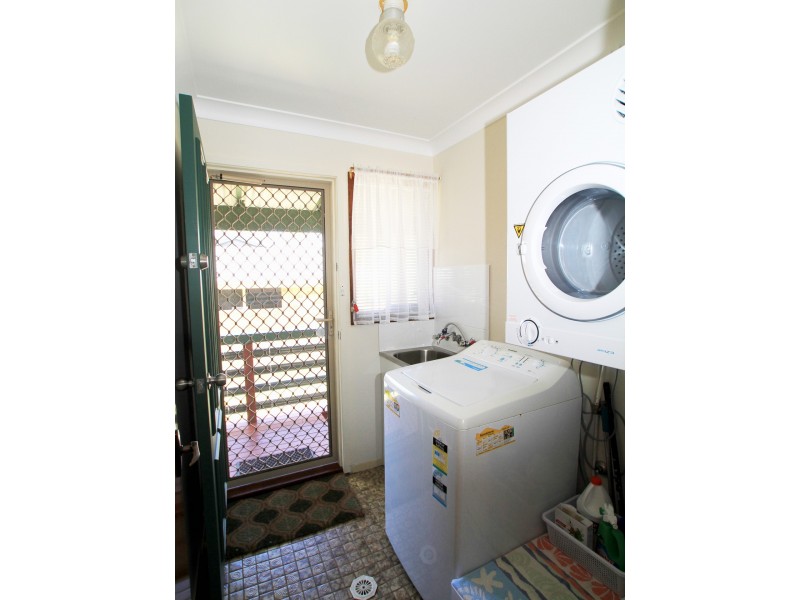 102 River Road, Sussex Inlet NSW 2540