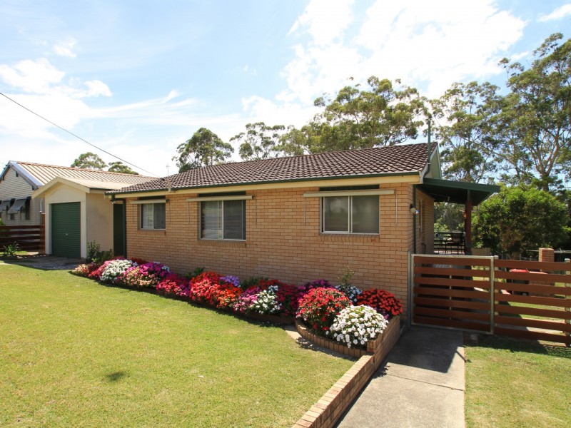 102 River Road, Sussex Inlet NSW 2540