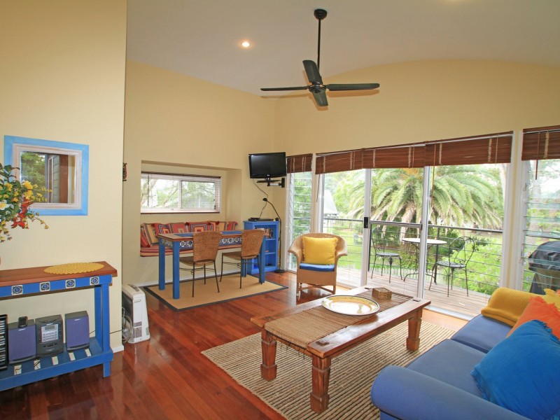 2/187A Jacobs Drive, Sussex Inlet NSW 2540