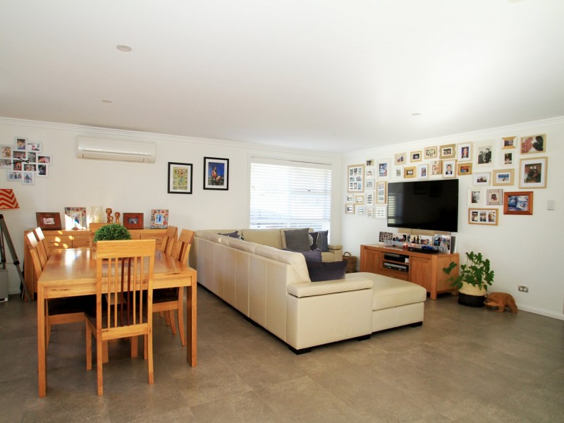 1 River Road, Sussex Inlet NSW 2540