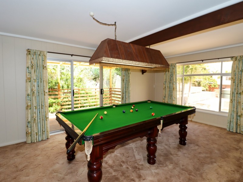 10 Alamein Road, Sussex Inlet NSW 2540