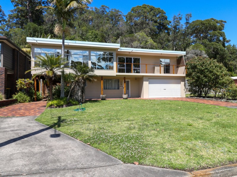 10 Alamein Road, Sussex Inlet NSW 2540