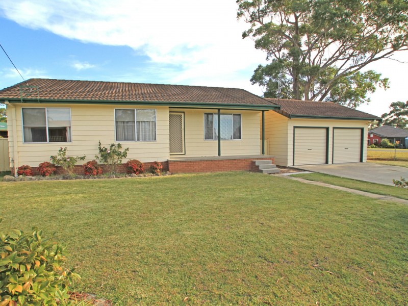 44 Sussex Inlet Road, Sussex Inlet NSW 2540