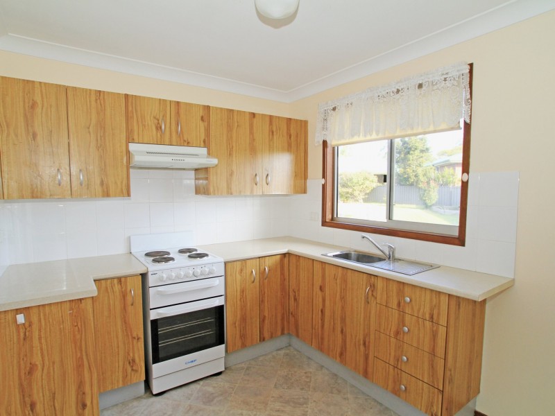 44 Sussex Inlet Road, Sussex Inlet NSW 2540