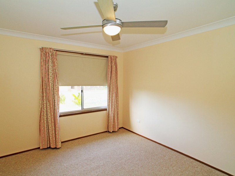 44 Sussex Inlet Road, Sussex Inlet NSW 2540