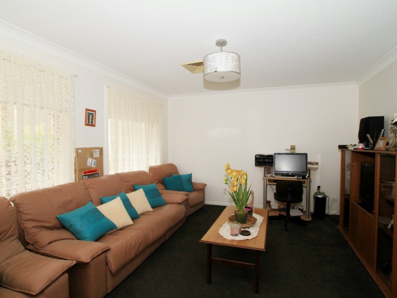 42 Suncrest Avenue, Sussex Inlet NSW 2540
