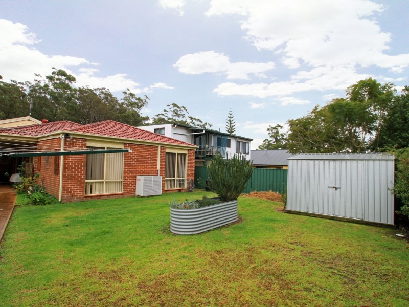 42 Suncrest Avenue, Sussex Inlet NSW 2540