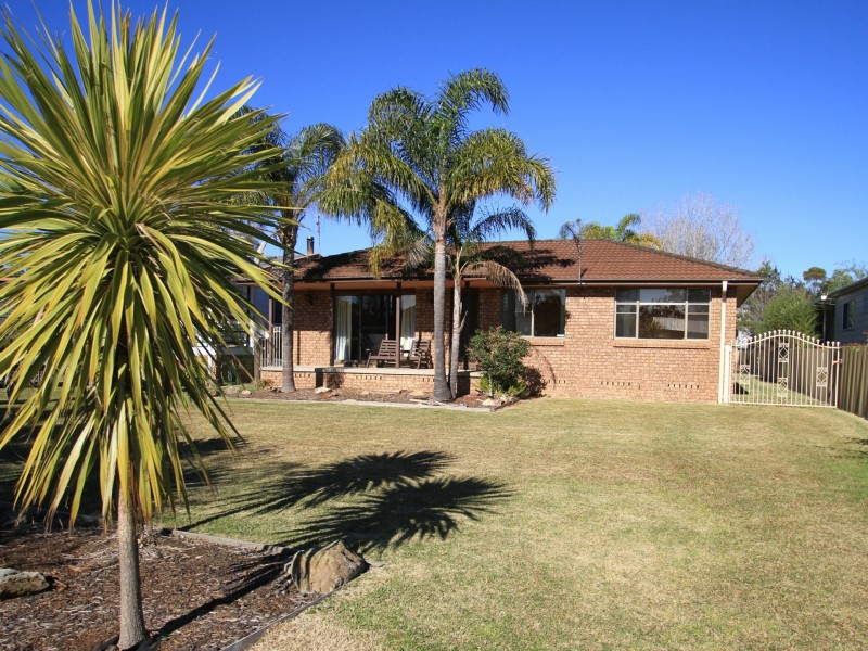 135 River Road, Sussex Inlet NSW 2540