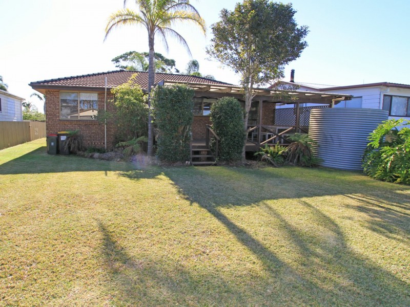 135 River Road, Sussex Inlet NSW 2540