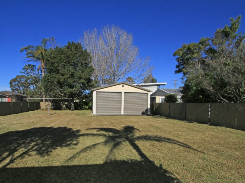 135 River Road, Sussex Inlet NSW 2540