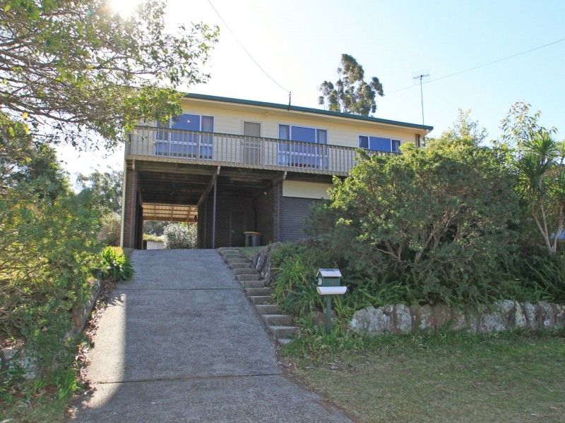 14 Blue Mist Close, Sussex Inlet NSW 2540
