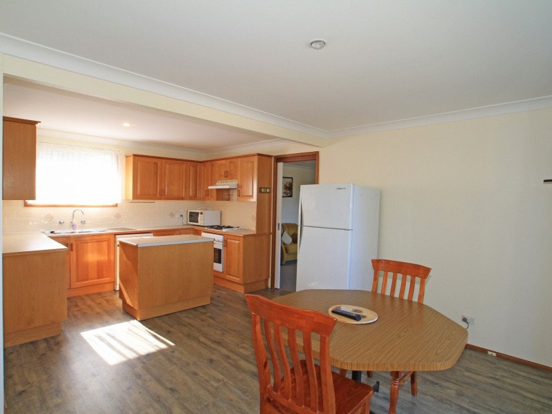 14 Blue Mist Close, Sussex Inlet NSW 2540