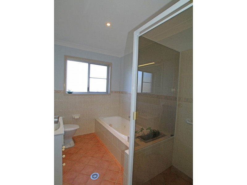 14 Blue Mist Close, Sussex Inlet NSW 2540