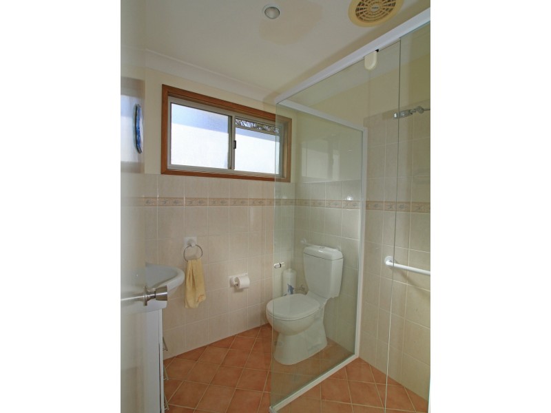 14 Blue Mist Close, Sussex Inlet NSW 2540