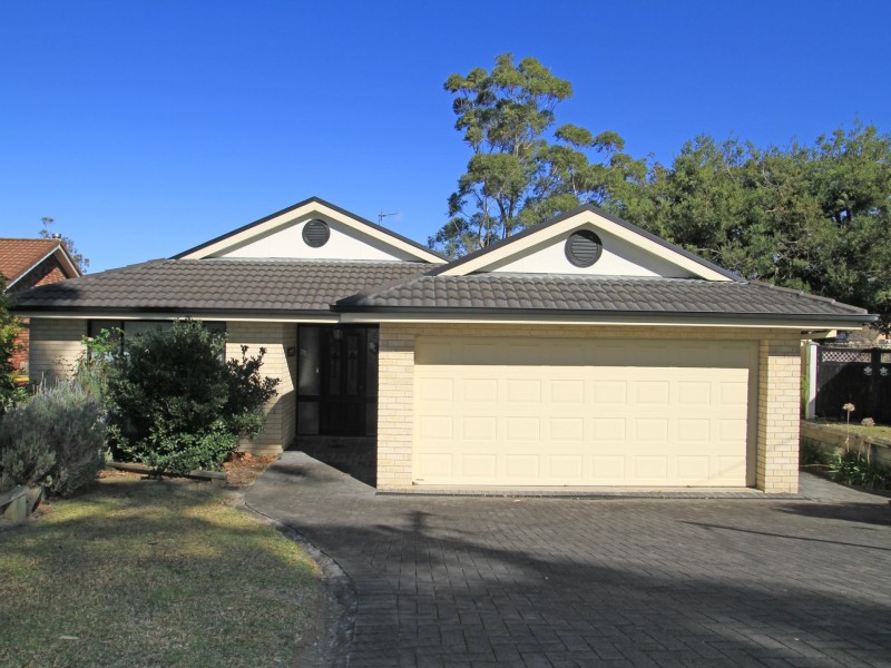 27 Inlet Avenue, Sussex Inlet NSW 2540