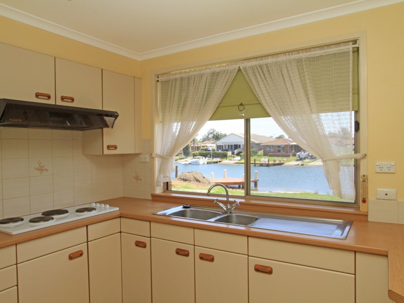 7 Ibis Place, Sussex Inlet NSW 2540