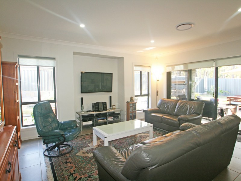 3 Peacehaven Way, Sussex Inlet NSW 2540