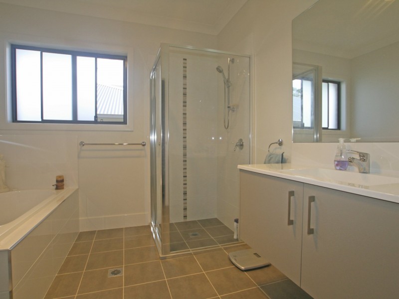 3 Peacehaven Way, Sussex Inlet NSW 2540