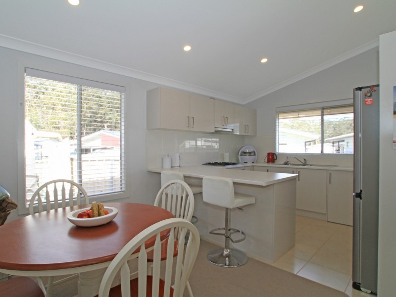 4/187 The Springs Road, Sussex Inlet NSW 2540