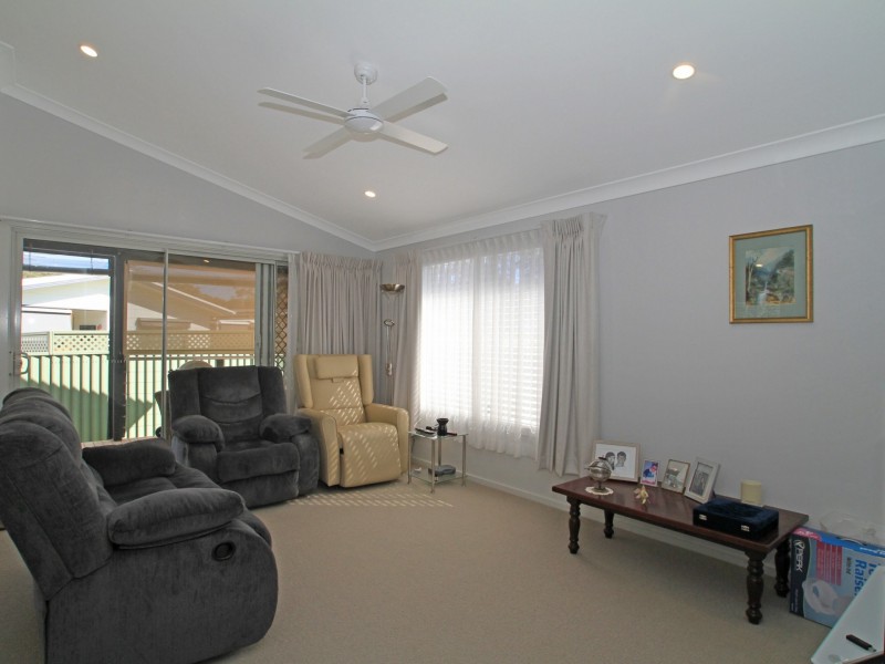 4/187 The Springs Road, Sussex Inlet NSW 2540