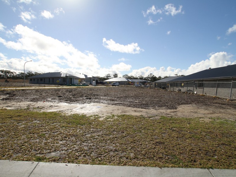 46 Peacehaven Way, Sussex Inlet NSW 2540