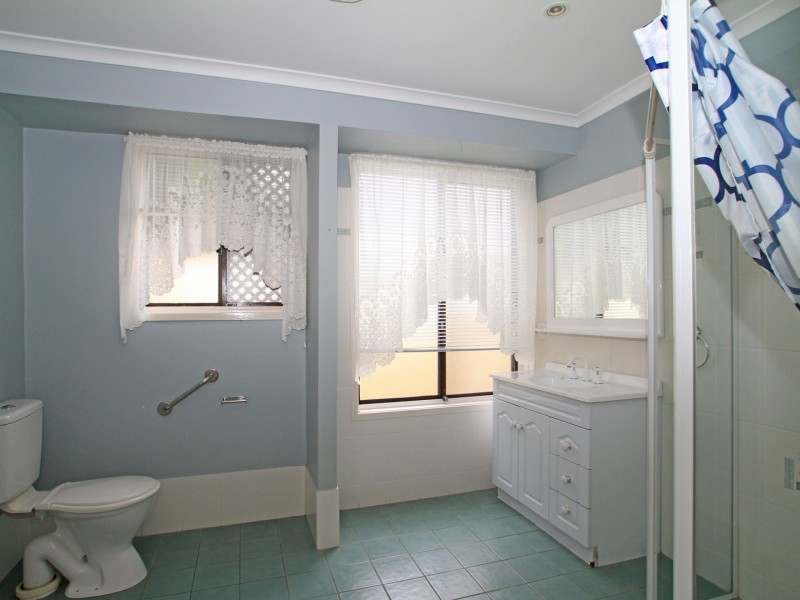 10 Justfield Drive, Sussex Inlet NSW 2540
