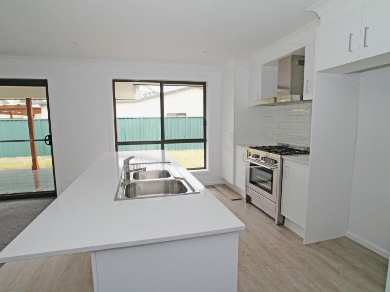 38 Lakehaven Drive, Sussex Inlet NSW 2540