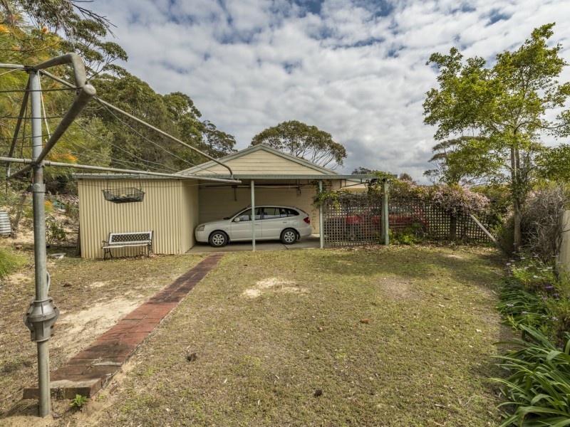 8 Wayfarer Avenue, Sussex Inlet NSW 2540