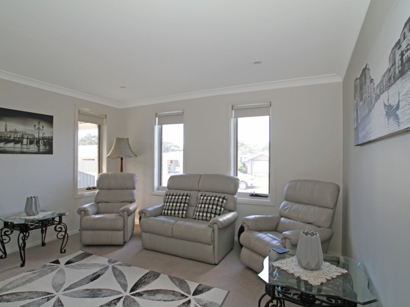 6 Chichester Road, Sussex Inlet NSW 2540