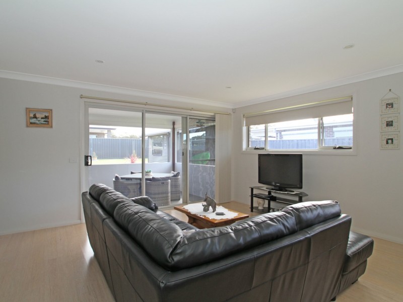 6 Chichester Road, Sussex Inlet NSW 2540