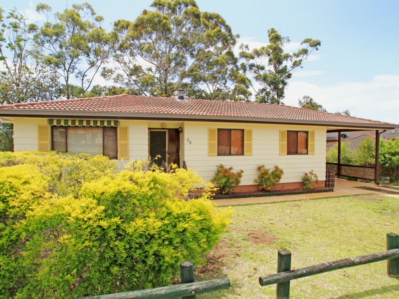35 Ray Street, Sussex Inlet NSW 2540