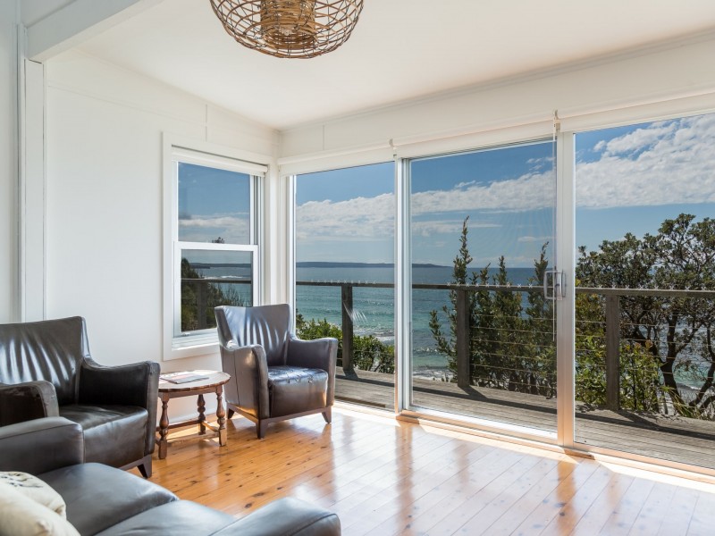 18 Myrniong Grove, Berrara NSW 2540