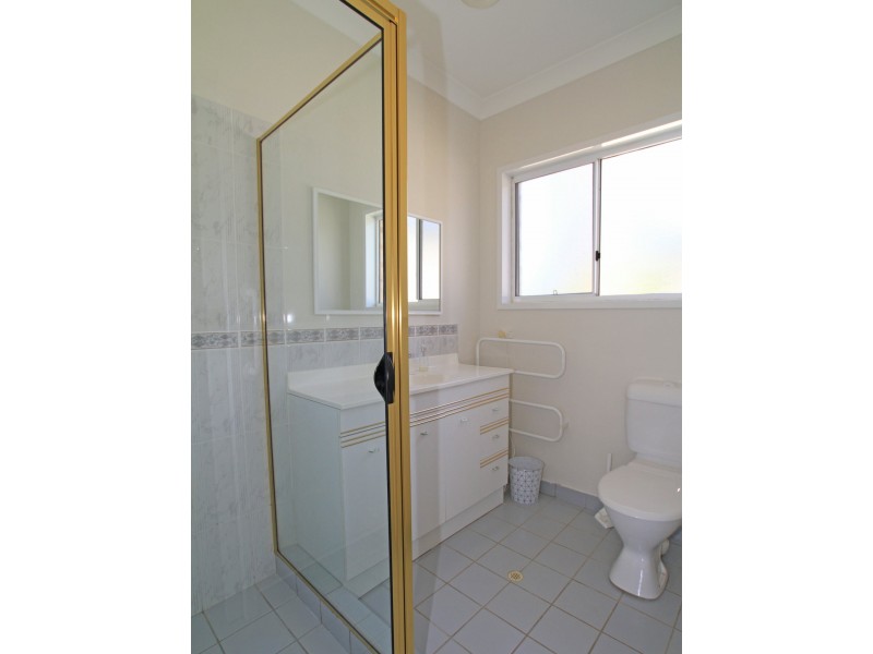 13 Inlet Avenue, Sussex Inlet NSW 2540