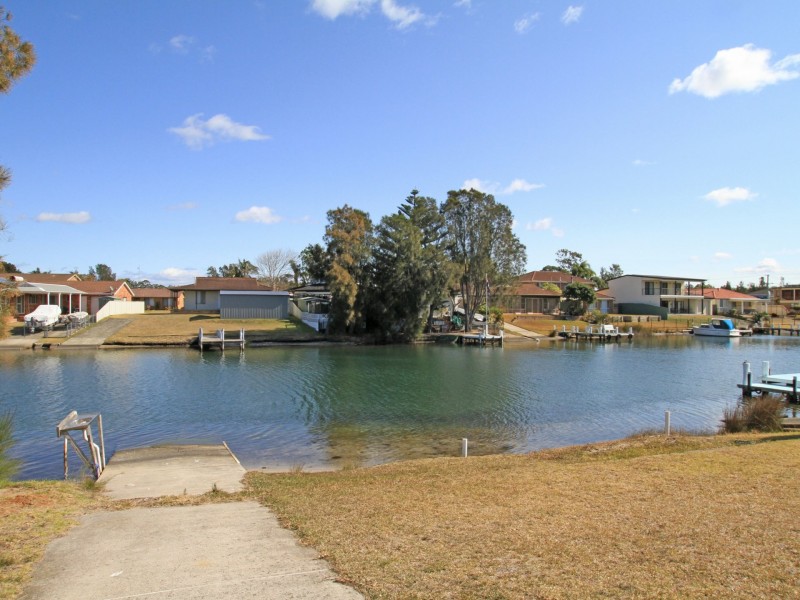 7 IBIS PLACE, Sussex Inlet NSW 2540