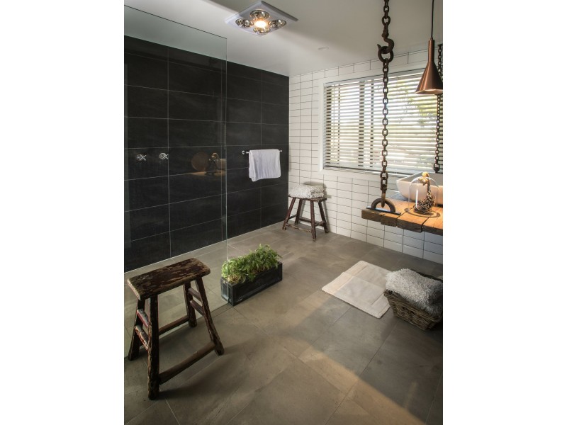 27 Edgewater Avenue, Sussex Inlet NSW 2540