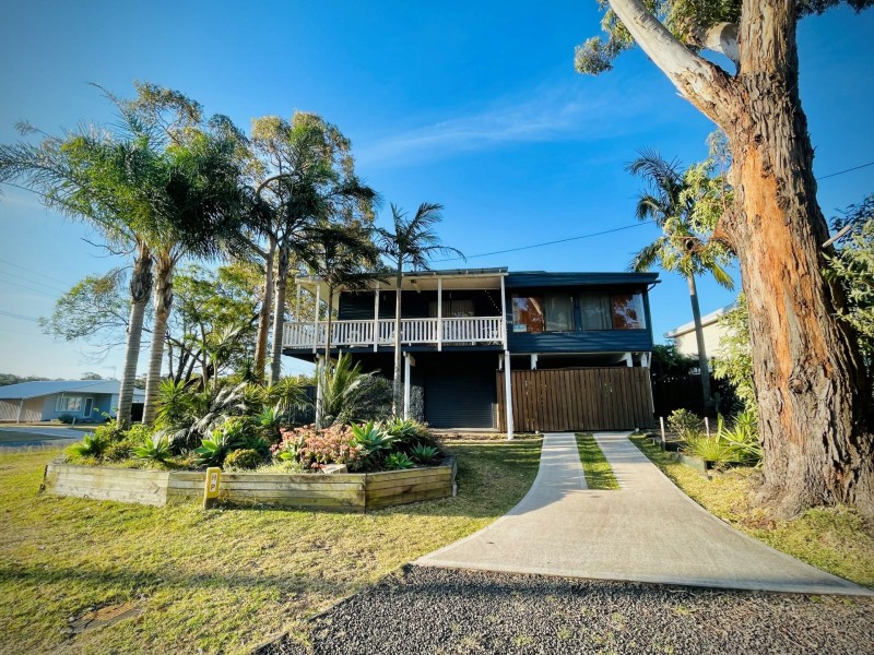 27 Edgewater Avenue, Sussex Inlet NSW 2540