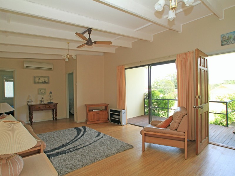 22 Meadowlake Avenue, Berrara NSW 2540