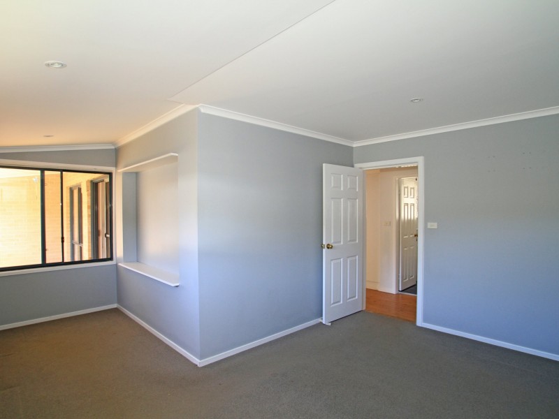 9 Greentree Avenue, Sussex Inlet NSW 2540
